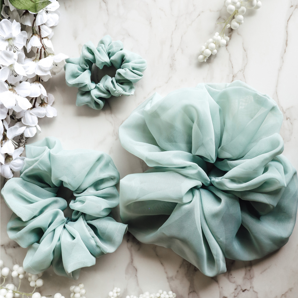 Delilah Xtra Scrunchie