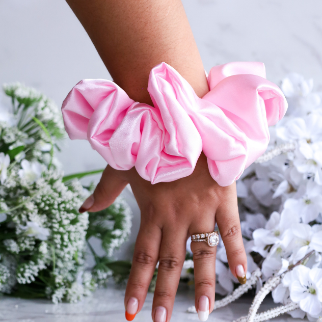 Rosa Classic Scrunchie