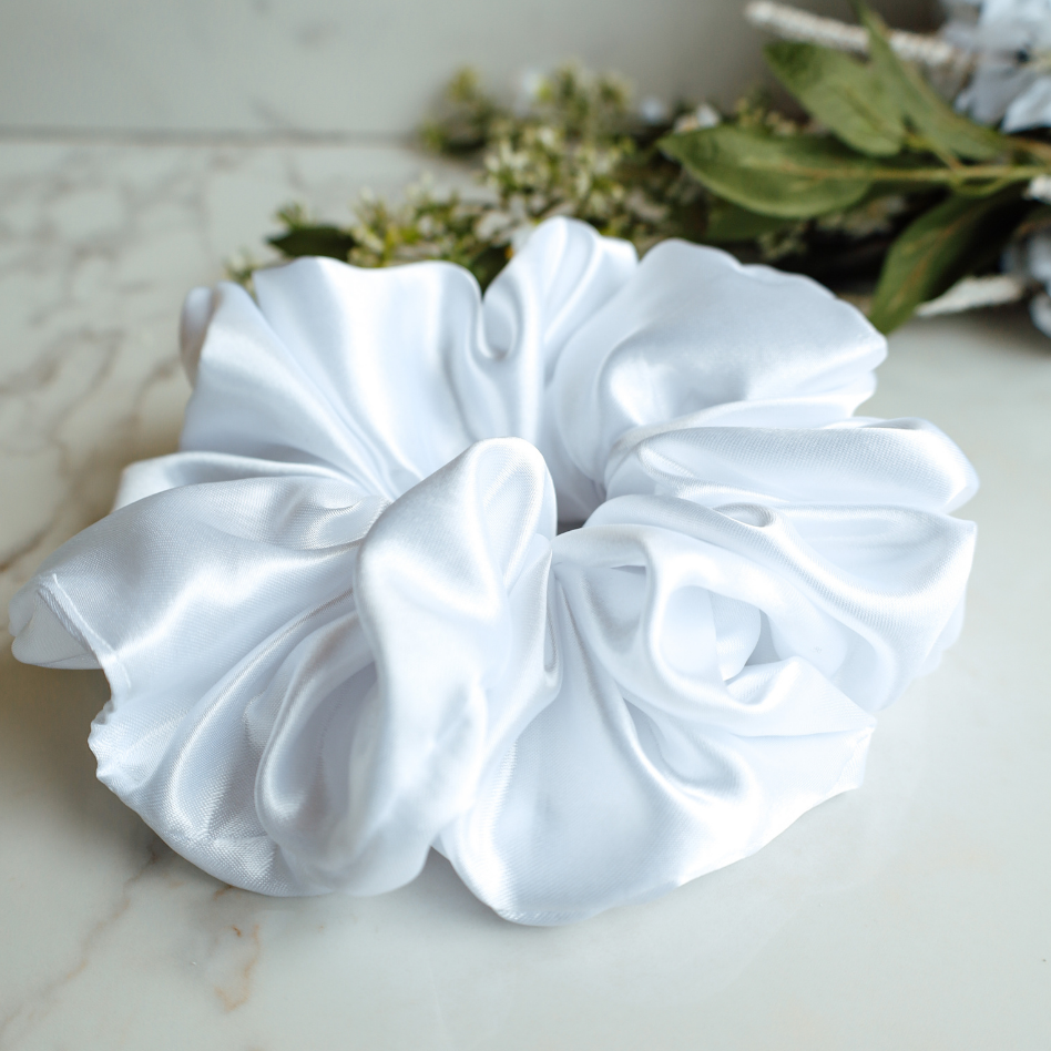 Blanca Classic Scrunchie