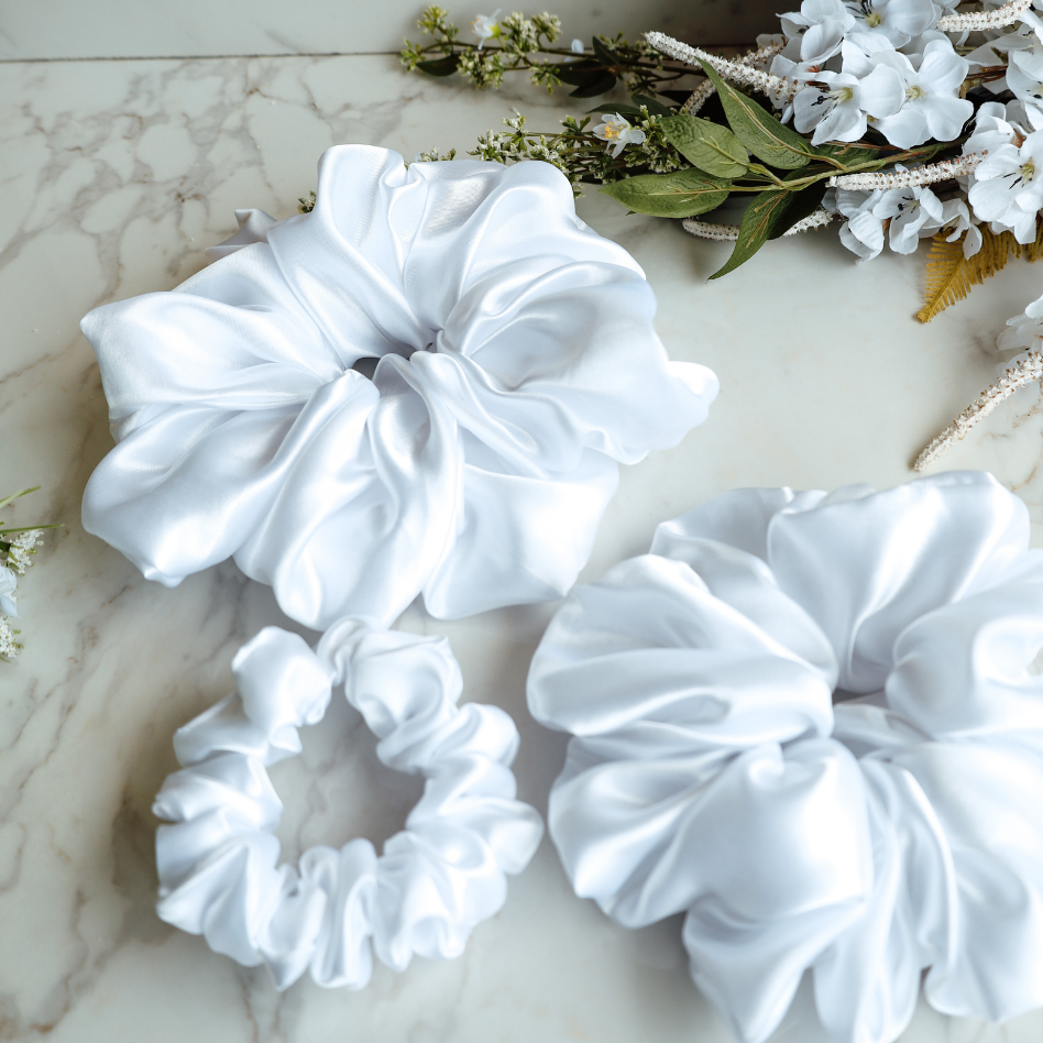 Blanca Mini Scrunchie